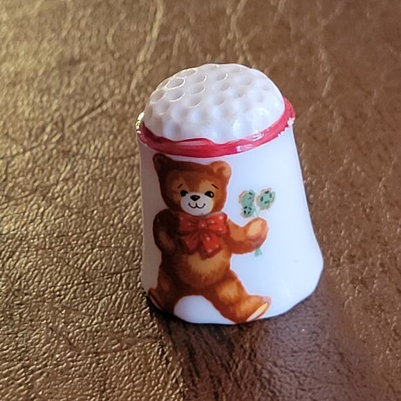 Vintage Reutter Stamped Germany Thimble Porcelain Teddy Bear - Picture 3 of 11